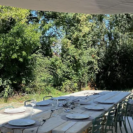 Holiday home Le Moulin De Gaudais, 16p, 7ch, 350m2, Piscine Oyre